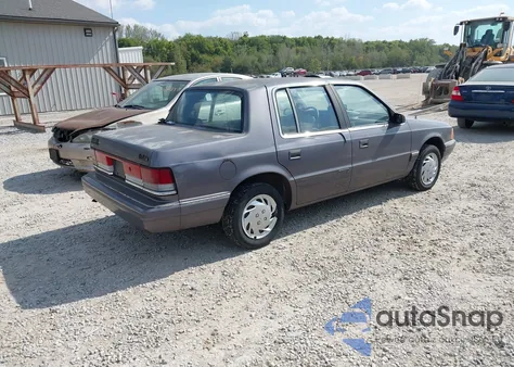 1990 Plymouth Acclaim z USA, uszkodzony, nr VIN 1P3XA46KXLF799699